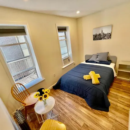 2 Bedrooms Flat 5 Minutes From Times Square New York City Exterior photo