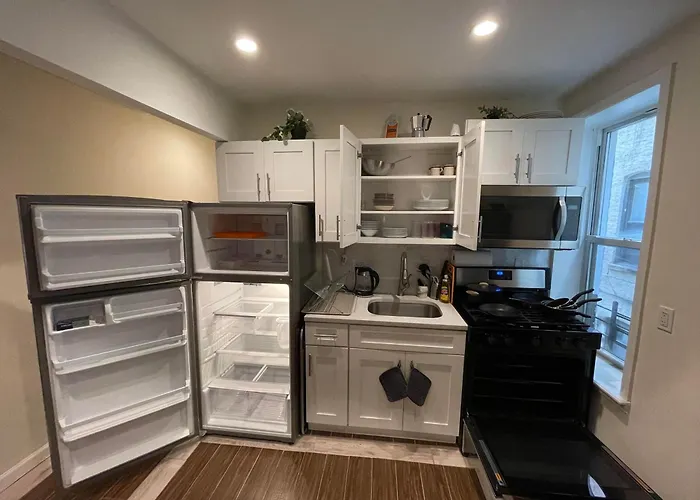 2 Bedrooms Flat 5 Minutes From Times Square